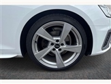 Audi A4 Image 5