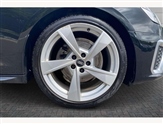 Audi A4 Image 5