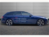 Audi A4 Image 4
