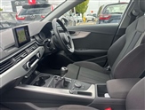 Audi A4 Image 6