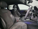 Audi A4 Image 2