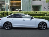 Audi A4 Image 3