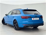 Audi A4 Image 4