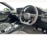 Audi A4 Image 6