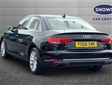Audi A4 Image 4