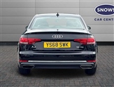 Audi A4 Image 6
