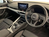 Audi A4 Image 6