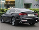 Audi A5 Image 2