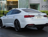 Audi A5 Image 2