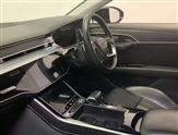 Audi A8 Image 2