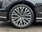 Audi A8 Image 5