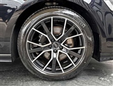 Audi A8 Image 5