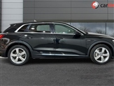 Audi e-tron Image 2