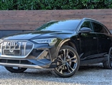Audi e-tron Image 3