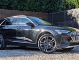 Audi e-tron Image 5