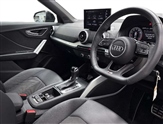 Audi Q2 Image 6