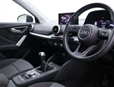 Audi Q2 Image 6