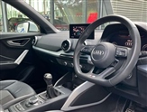 Audi Q2 Image 6