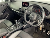 Audi Q2 Image 6