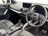Audi Q2 Image 6