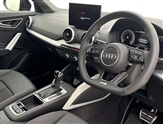 Audi Q2 Image 6
