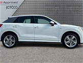 Audi Q2 Image 4