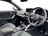 Audi Q2 Image 6
