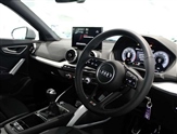 Audi Q2 Image 6