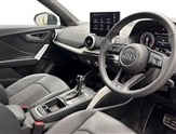 Audi Q2 Image 6
