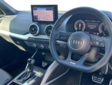 Audi Q2 Image 6