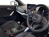 Audi Q2 Image 6