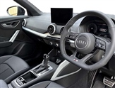Audi Q2 Image 6