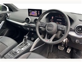 Audi Q2 Image 6