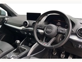 Audi Q2 Image 6
