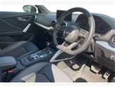 Audi Q2 Image 6
