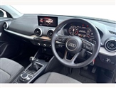 Audi Q2 Image 6