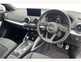 Audi Q2 Image 6