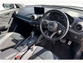 Audi Q2 Image 6