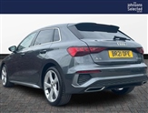 Audi Q2 Image 2