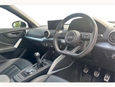 Audi Q2 Image 6