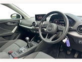 Audi Q2 Image 6