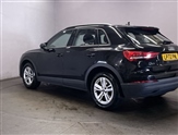 Audi Q3 Image 6
