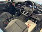Audi Q3 Image 5