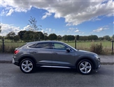 Audi Q3 Image 5
