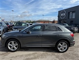 Audi Q3 Image 3