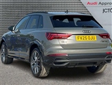 Audi Q3 Image 3