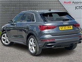 Audi Q3 Image 3