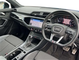 Audi Q3 Image 6