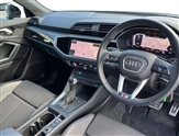 Audi Q3 Image 6