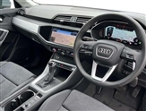 Audi Q3 Image 6